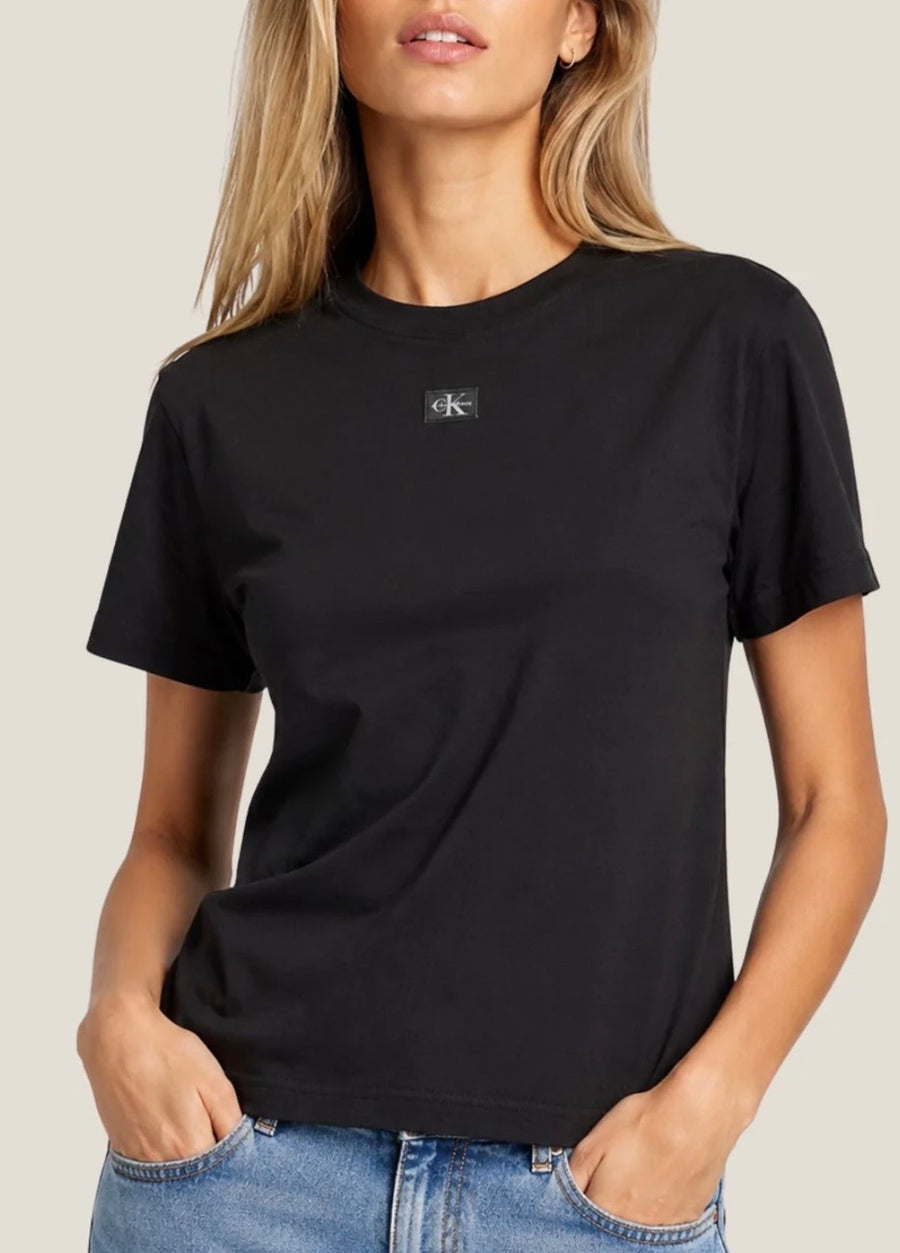 Calvin Klein Jeans T-Shirt Donna Nera con Logo CK