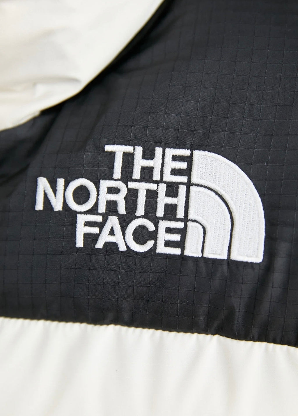 The North Face Piumino Donna Bianco e Nero con Cappuccio